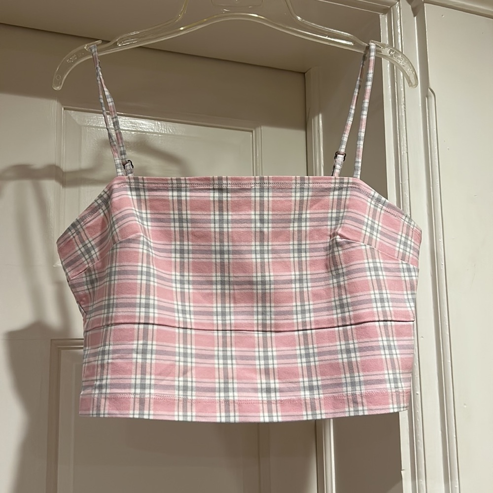 Hollister Crop Top. Large. Pink Plaid - Picture 1 of 10